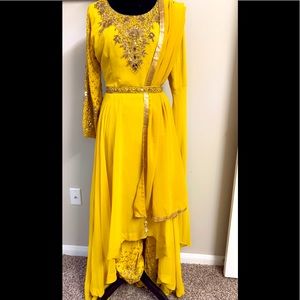 Indian Disigner kurta and pants with heavy hand work.